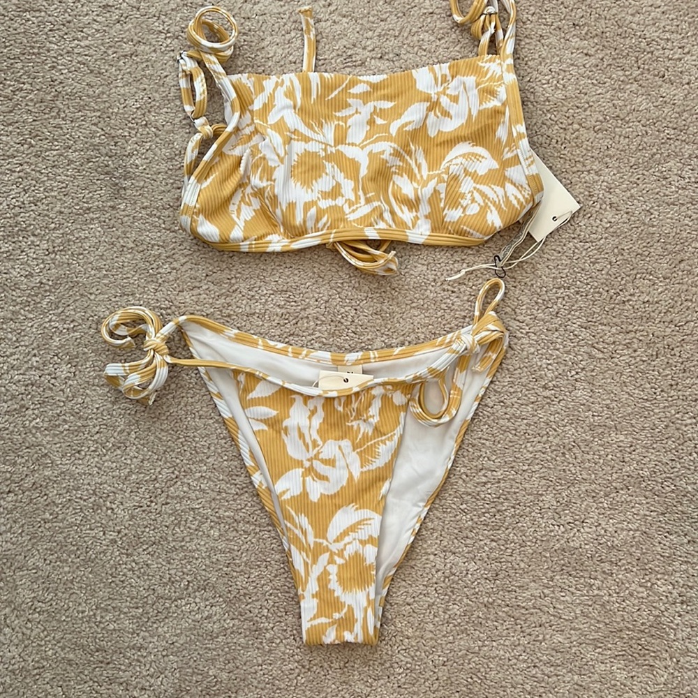 Zulu & zephyr swim size medium